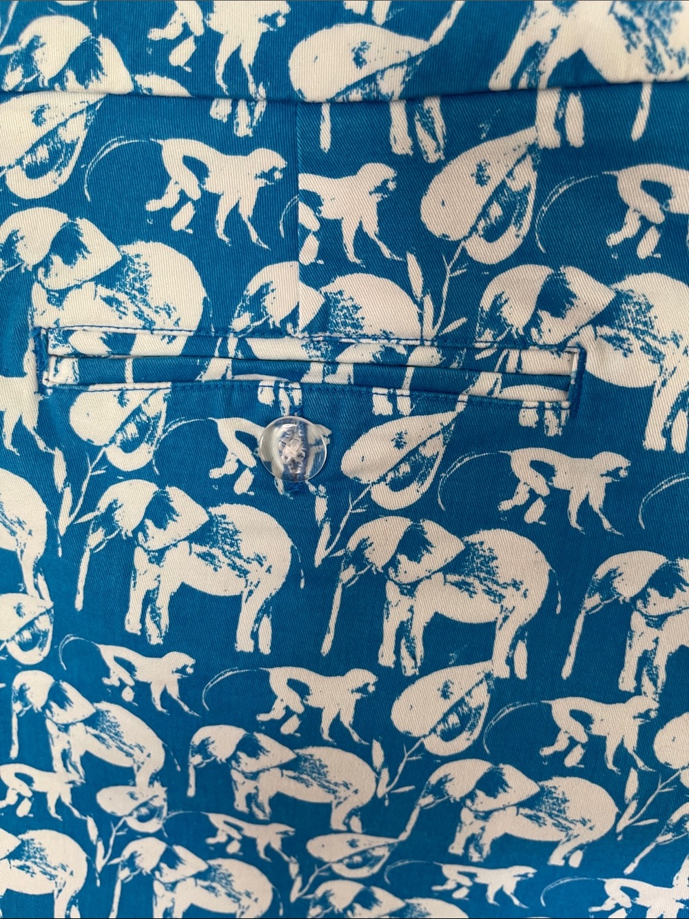 Crown & Ivy Blue White Elephant Monkey Scalloped Short Size 6 - Picture 9 of 10